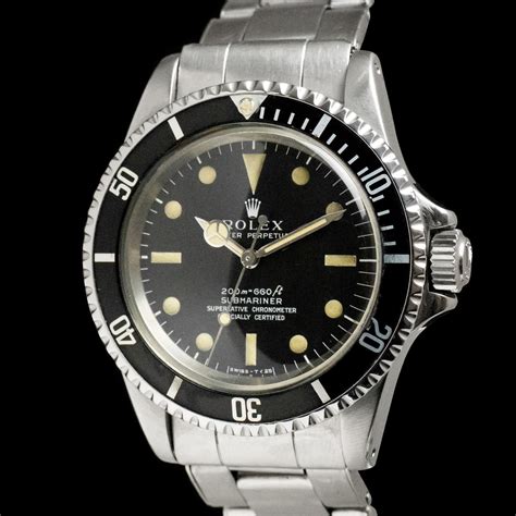 submariner watches font